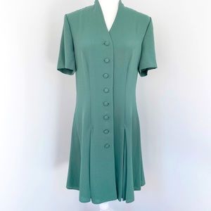 Warren Petites Short Sleeve Green Pleated Dress 10